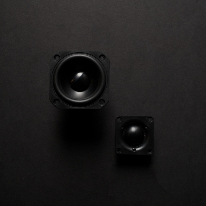 LEO-Hz44