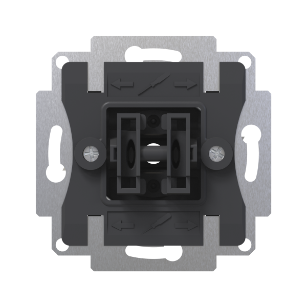 8300018